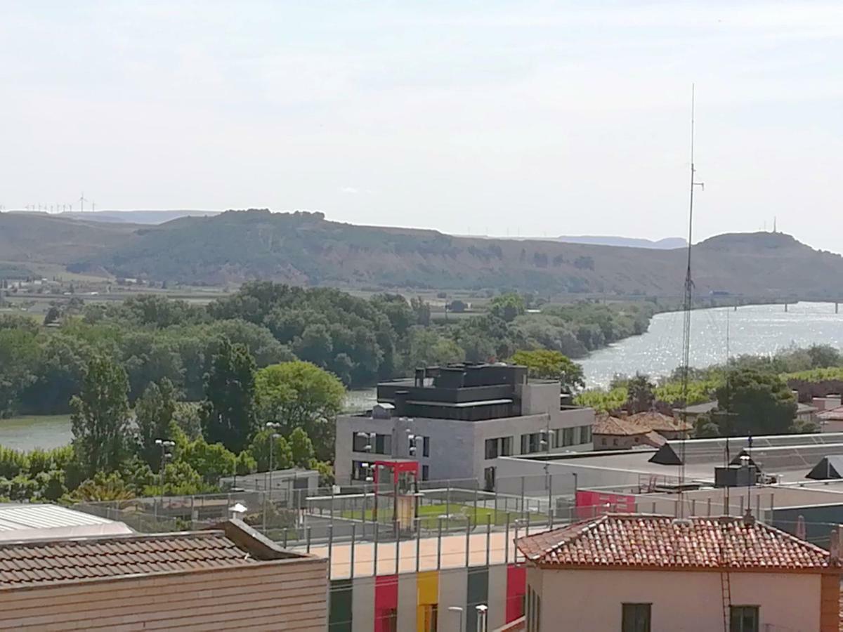 Appartement Atico Con Piscina Bellavista à Tudela Extérieur photo